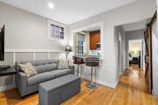 80 West Cedar St, Unit 1 in Boston, MA - Building Photo