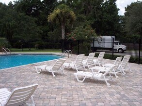 7623 NW 47th Way in Gainesville, FL - Building Photo - Building Photo