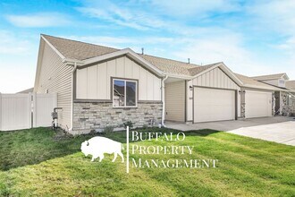 569 Jeanine Dr in Sugar City, ID - Building Photo - Building Photo