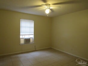 4965 Catalina Cir in Pensacola, FL - Building Photo - Building Photo