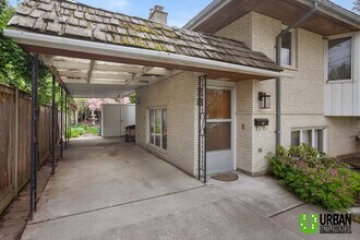 8 E 16th Ave in Spokane, WA - Building Photo - Building Photo
