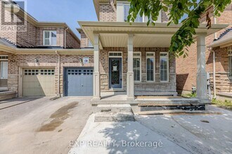 145 Betony Dr in Richmond Hill, ON - Building Photo - Building Photo
