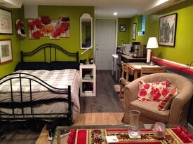 3804 Woodlea Ave, Unit Independent Studio in Baltimore, MD - Building Photo