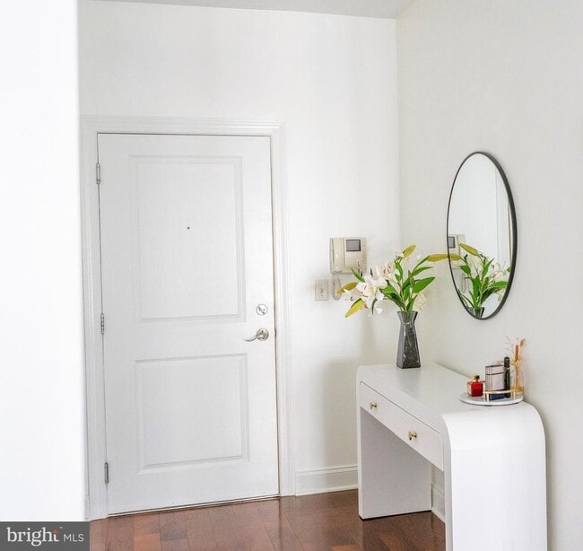 2350 NJ-33 in Trenton, NJ - Building Photo - Building Photo