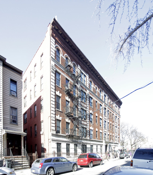 598-600 E 183rd St in Bronx, NY - Building Photo - Building Photo