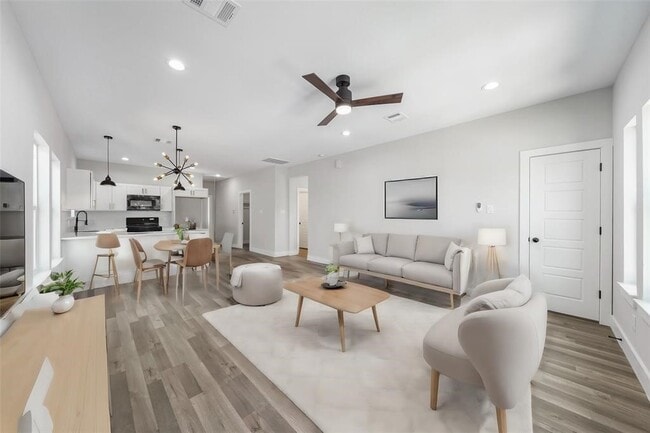 property at 402 E 37th St