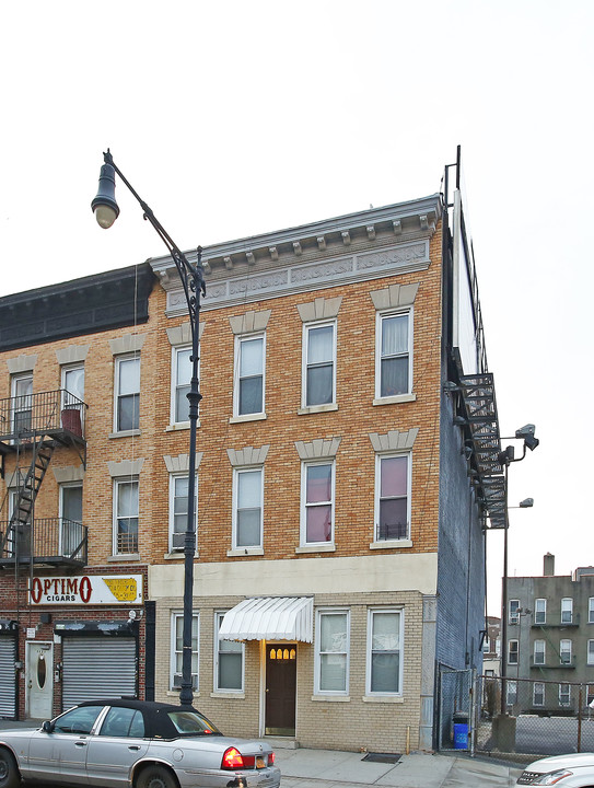 9229 5th Ave in Brooklyn, NY - Building Photo