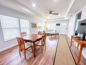 942 SE 7th Ave in Gainesville, FL - Building Photo - Building Photo