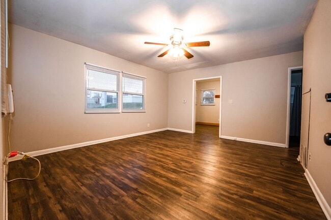 740 E Grand St in Springfield, MO - Building Photo - Building Photo