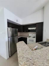3360 Pinewalk Dr N-Unit -1331 in Margate, FL - Building Photo - Building Photo