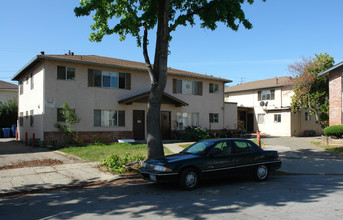 1593 Quebec Ct in Sunnyvale, CA - Building Photo - Building Photo