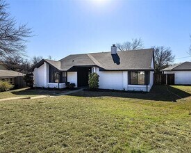 5607 Emrose Cir in Dallas, TX - Building Photo - Building Photo