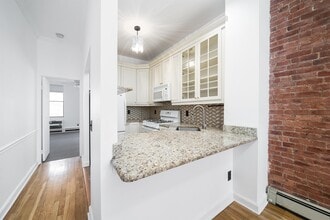 259 12th St in Hoboken, NJ - Building Photo - Building Photo