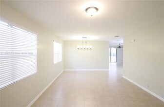 9120 SW 227th Terrace in Cutler Bay, FL - Building Photo - Building Photo