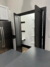430-432 Main St, Unit 432 Main Apt 3 in Marseilles, IL - Building Photo - Building Photo