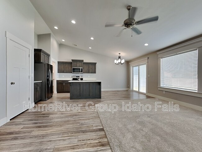 7224 Hamden Ave in Idaho Falls, ID - Building Photo - Building Photo