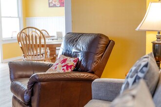 640 S Columbia St in Seaside, OR - Building Photo - Building Photo