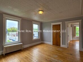 76 Spring St, Unit 3F in Lewiston, ME - Building Photo - Building Photo