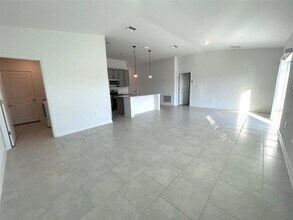 4834 Edensbridge Ln in Kissimmee, FL - Building Photo - Building Photo