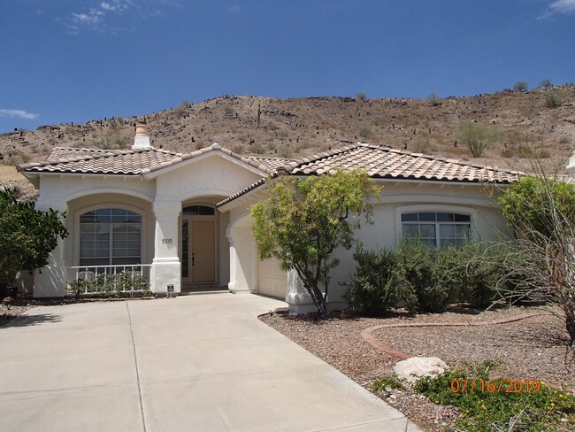 property at 2418 E Mountain Vista Dr