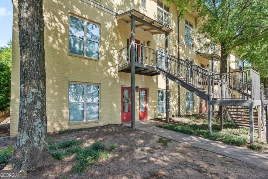 1195 Milton Terrace SE, Unit 2201 in Atlanta, GA - Building Photo