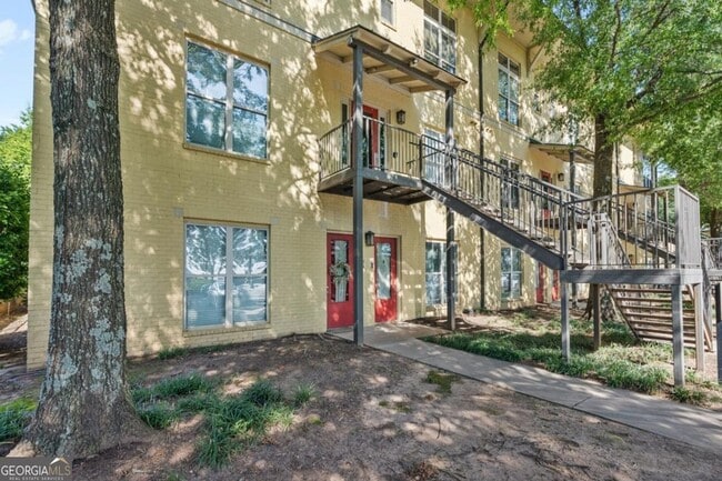 property at 1195 Milton Terrace SE