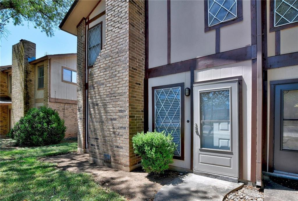 6016 Westcreek Dr in Austin, TX - Building Photo