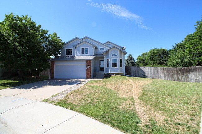 property at 2213 Sunleaf Ct