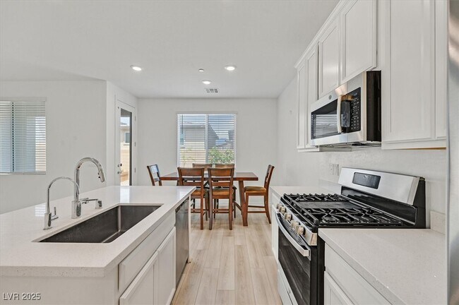 property at 8852 Flora Run Ave