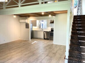 21 Waverley Ct in Menlo Park, CA - Building Photo - Building Photo