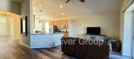 5221 Clover Mist Dr in Apollo Beach, FL - Building Photo - Building Photo