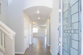 7405 Dewberry Dr in El Paso, TX - Building Photo - Building Photo
