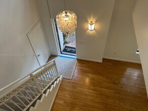 888 S Douglas Rd in Coral Gables, FL - Building Photo - Building Photo