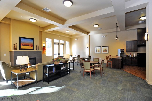 Affinity at Lafayette 55+ in Lafayette, CO - Foto de edificio - Interior Photo