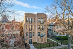 4836 N Paulina St, Unit 2E in Chicago, IL - Building Photo