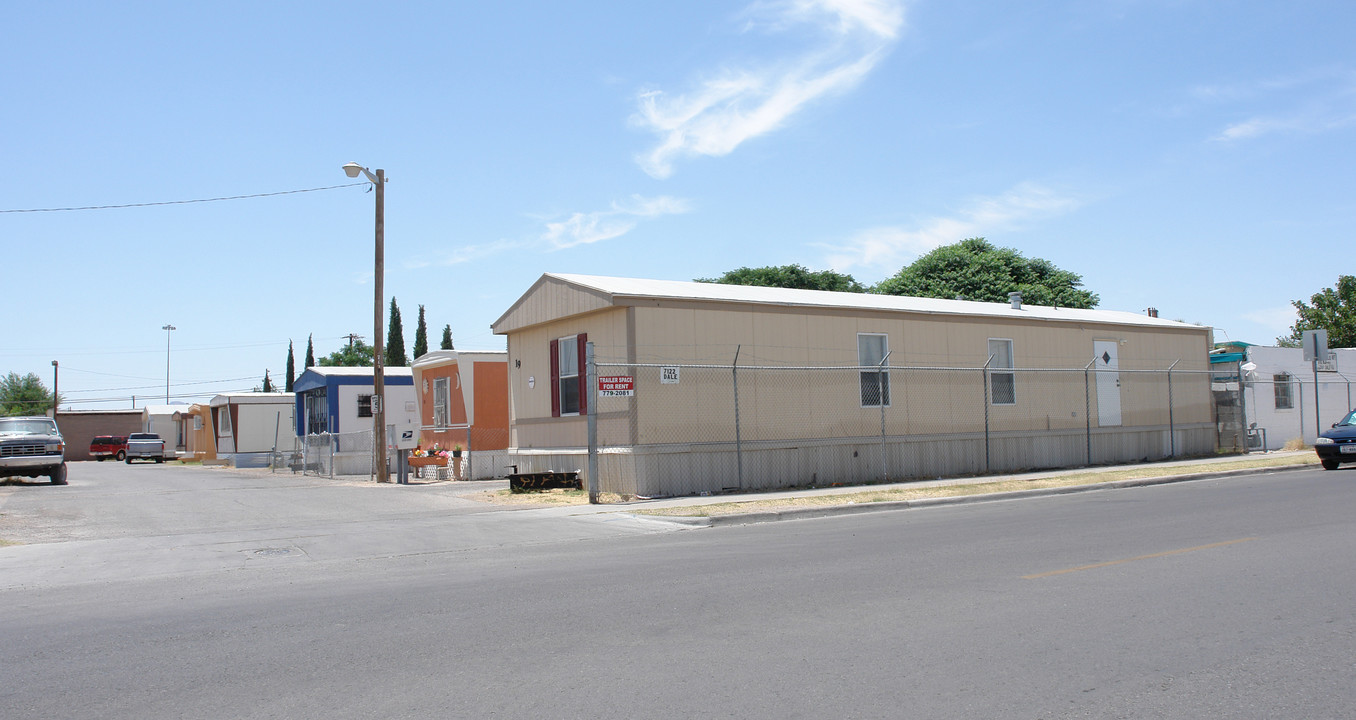 7122 Dale Rd in El Paso, TX - Building Photo