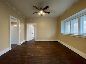 1228 Dickinson St SE in Grand Rapids, MI - Building Photo - Building Photo