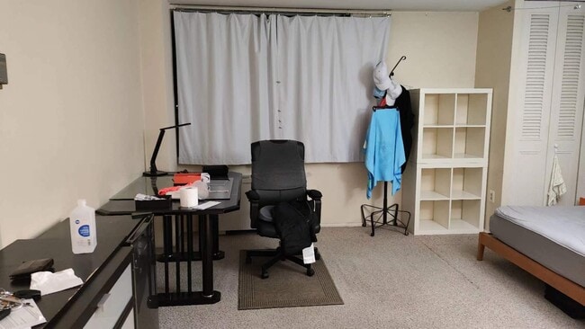 property at 1 E University Pkwy