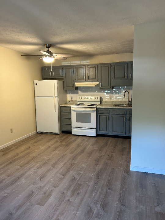 300 Wood St-Unit -E7 in Mansfield, OH - Building Photo