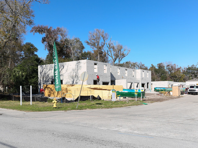 Mirage Homes in Holly Hill, FL - Foto de edificio - Building Photo