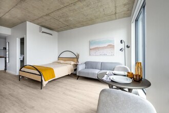 1555 Boul. René-Lévesque O in Montréal, QC - Building Photo - Building Photo