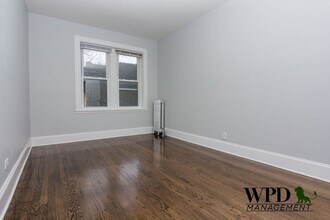 7431 S Eggleston Ave in Chicago, IL - Foto de edificio - Building Photo