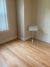 2316 N Lister Ave, Unit 2 in Chicago, IL - Building Photo - Building Photo