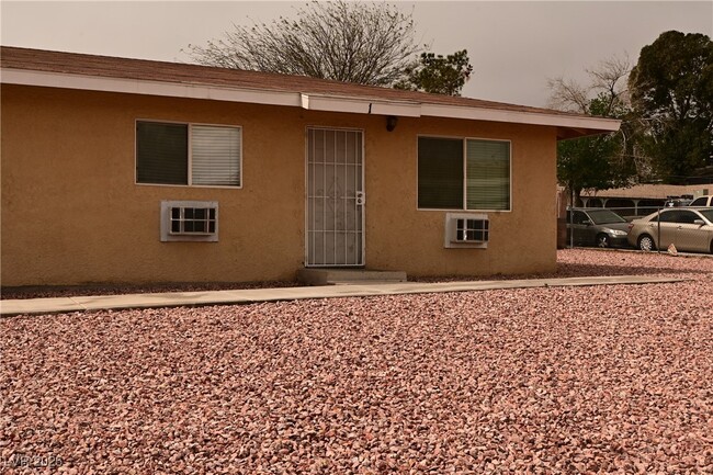 property at 320 N 16th St