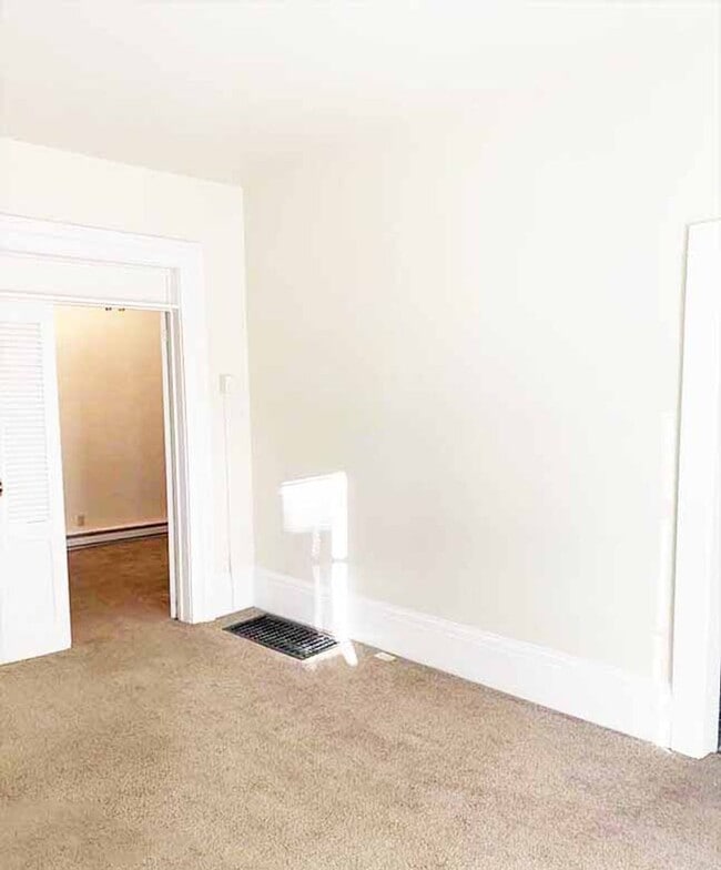 910-914 N 11th Street