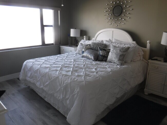 7380 S Ocean Dr, Unit 517 in Jensen Beach, FL - Building Photo - Building Photo