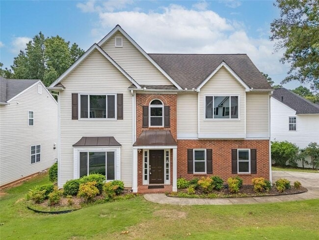 property at 702 Ashley Glen Ln