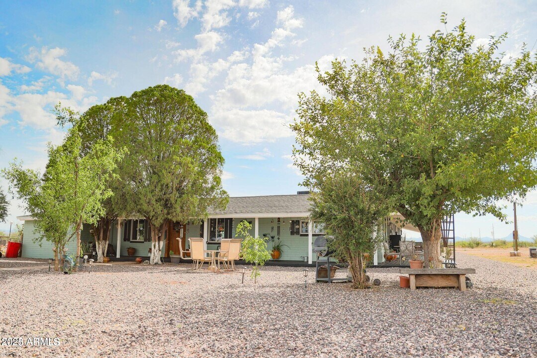 2209 N Beki Ln in Douglas, AZ - Building Photo