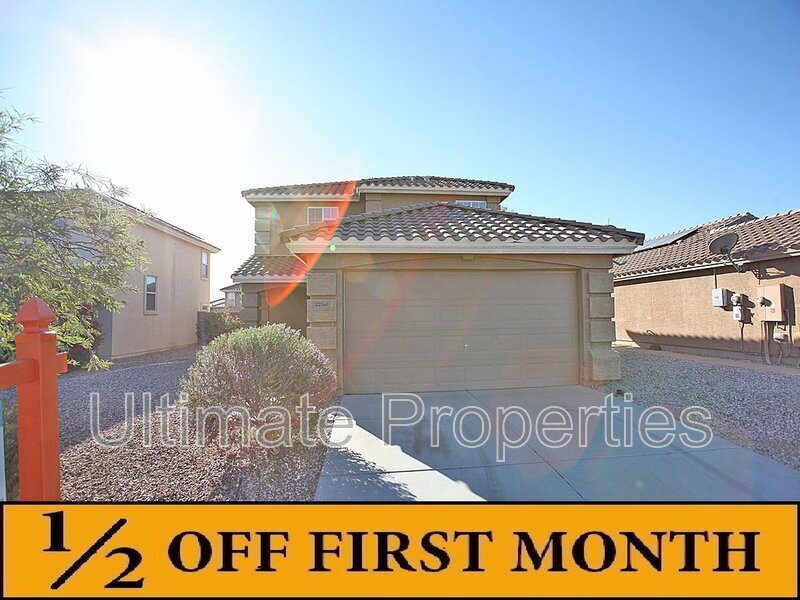 22541 W Lasso Ln in Buckeye, AZ - Building Photo