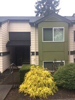 31500 33rd Pl SW in Federal Way, WA - Building Photo